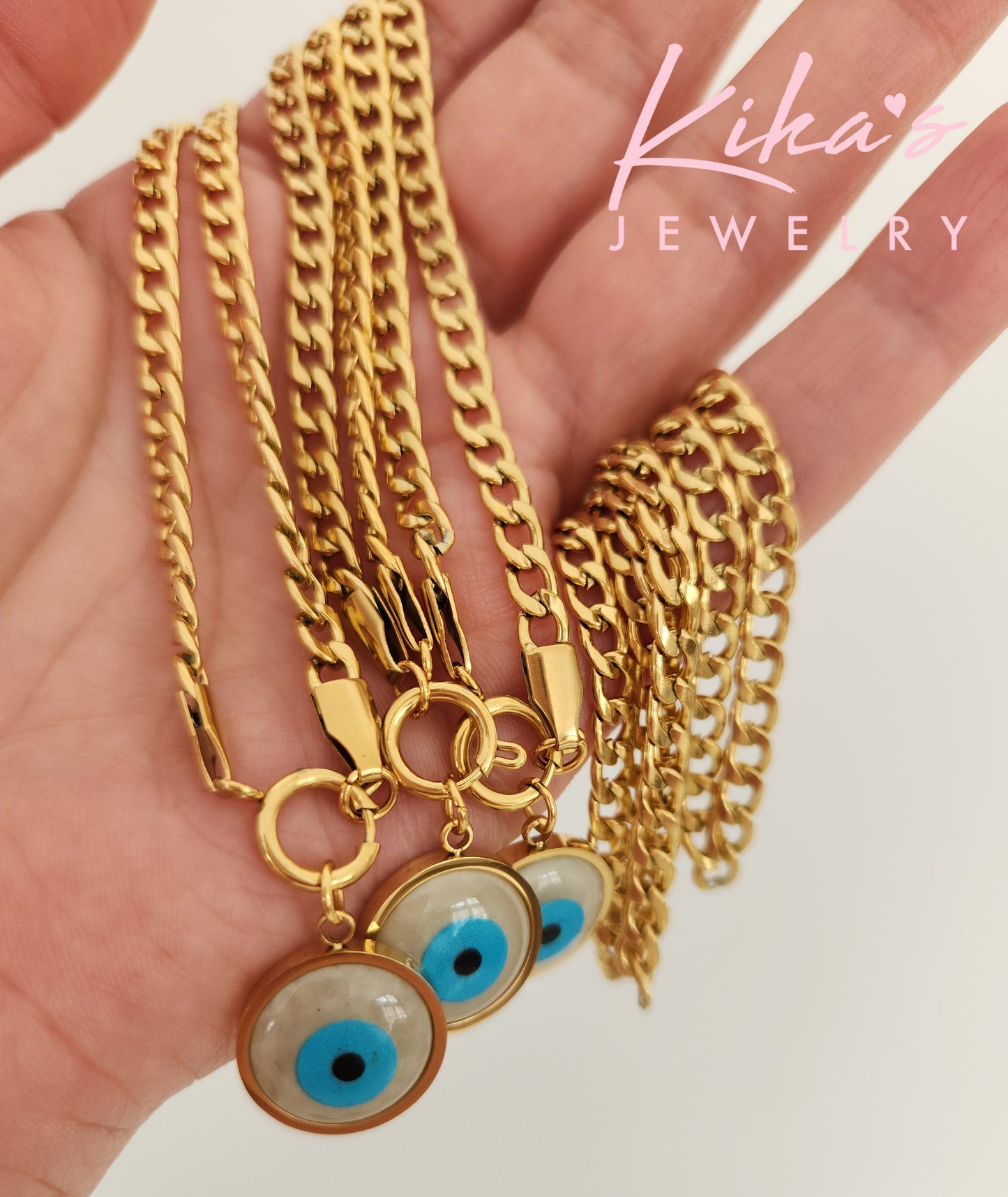 Thick Chain Ojo Necklace