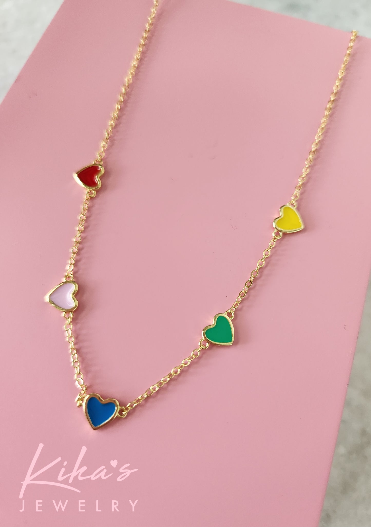 Los Cinco Corazones de Colores