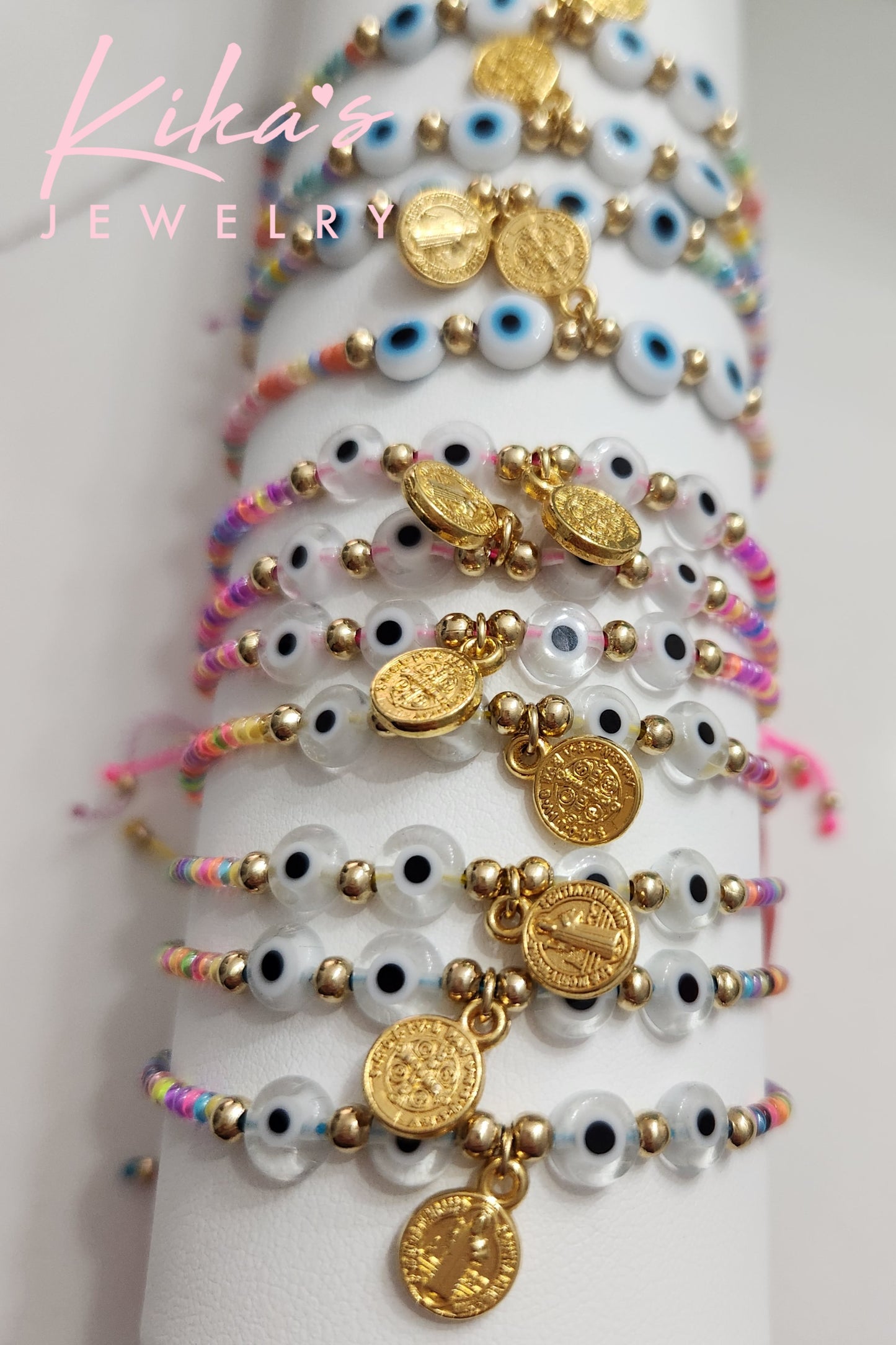 San Benito Ojitos String Bracelet