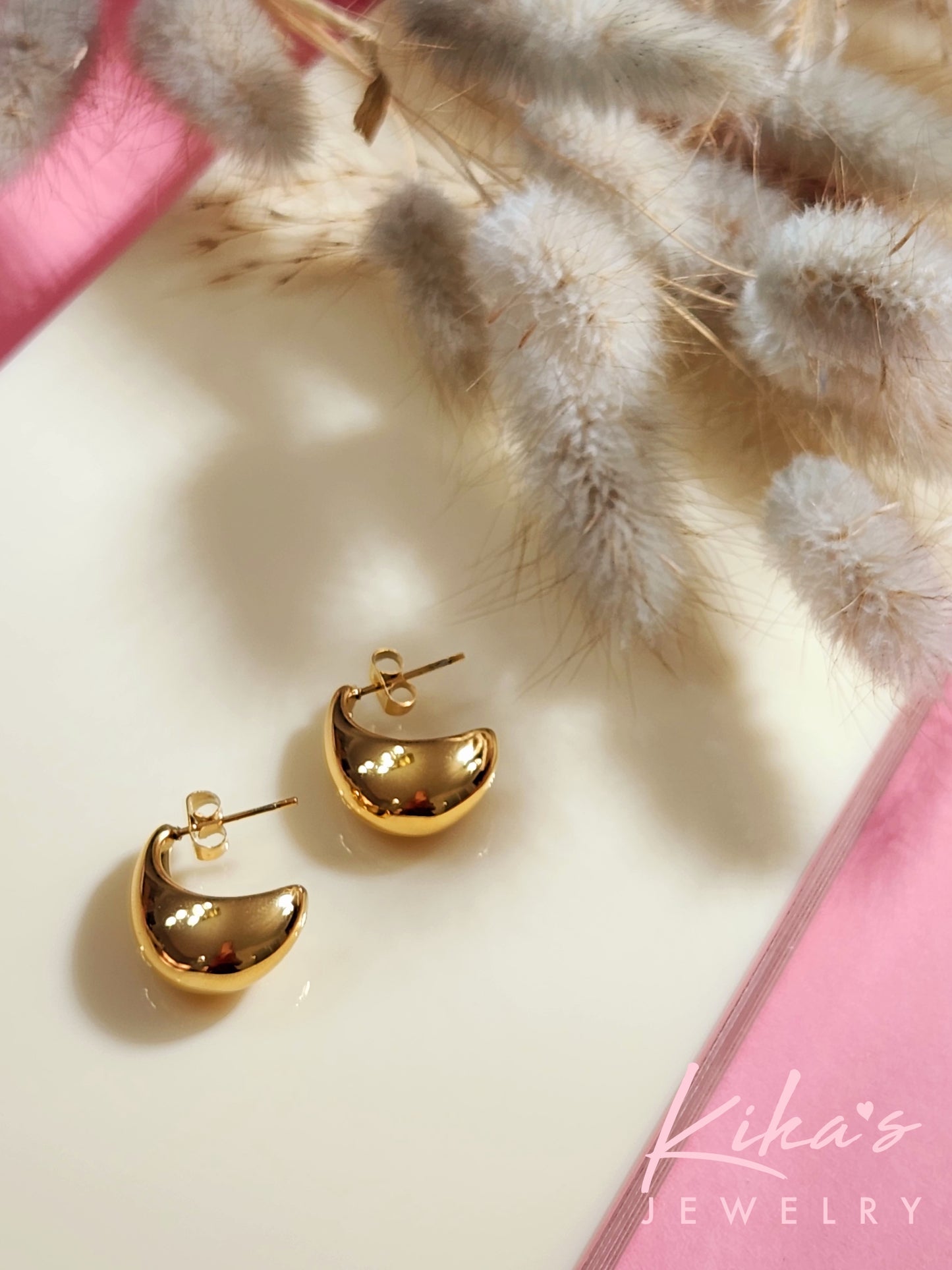 Canoa Hoop Stud Earrings