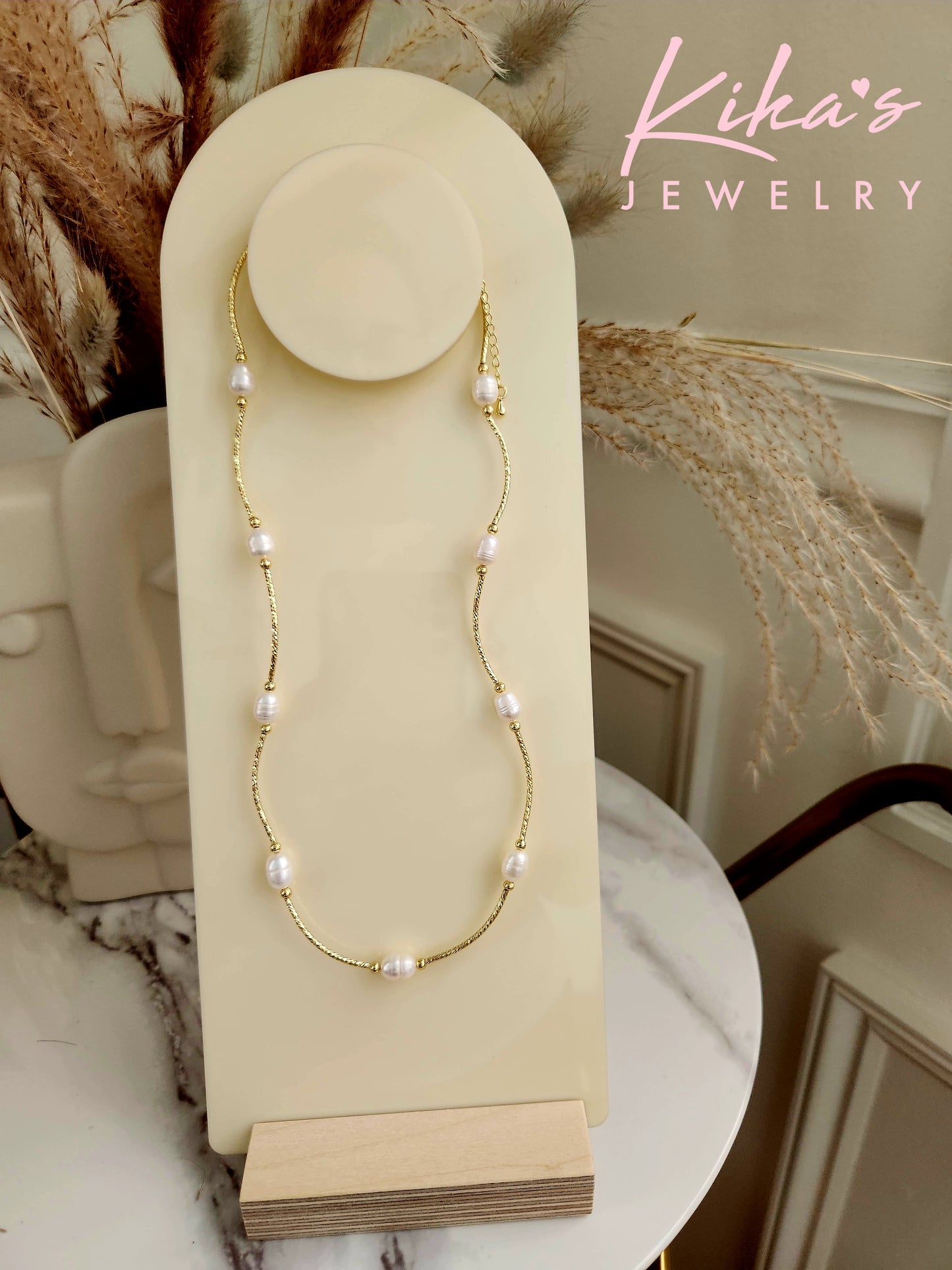 Gold Lines Natural Pearl Choker